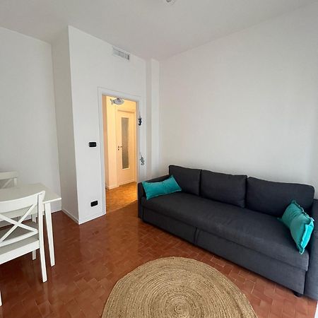 Appartamento A 100 Mt Dalla Spiaggia 디아노마리나 외부 사진